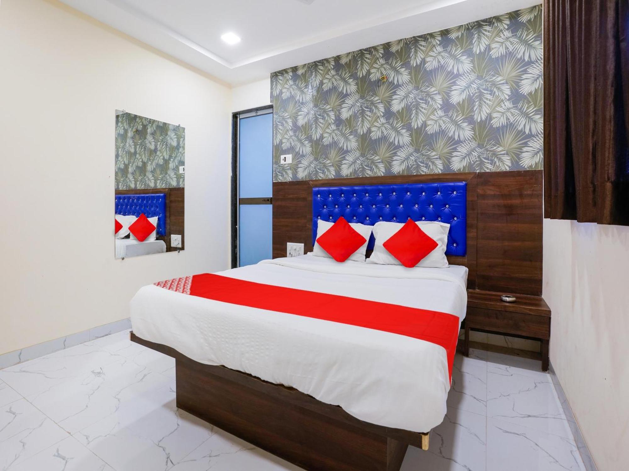 Hotel O King Residency Near Bharat Talkies Мумбаи Экстерьер фото